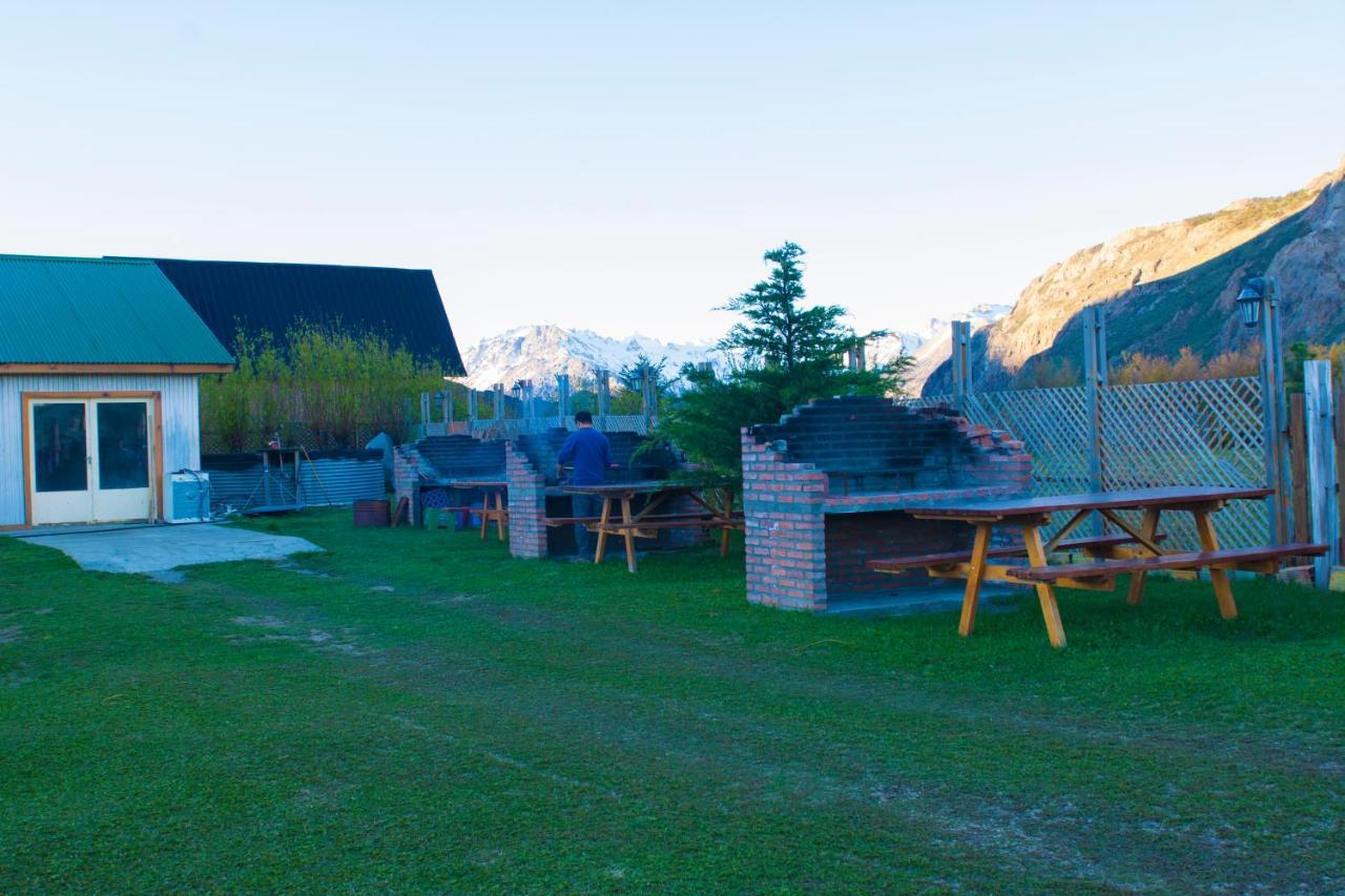 Hostel Pioneros Del Valle El Chalten Luaran gambar