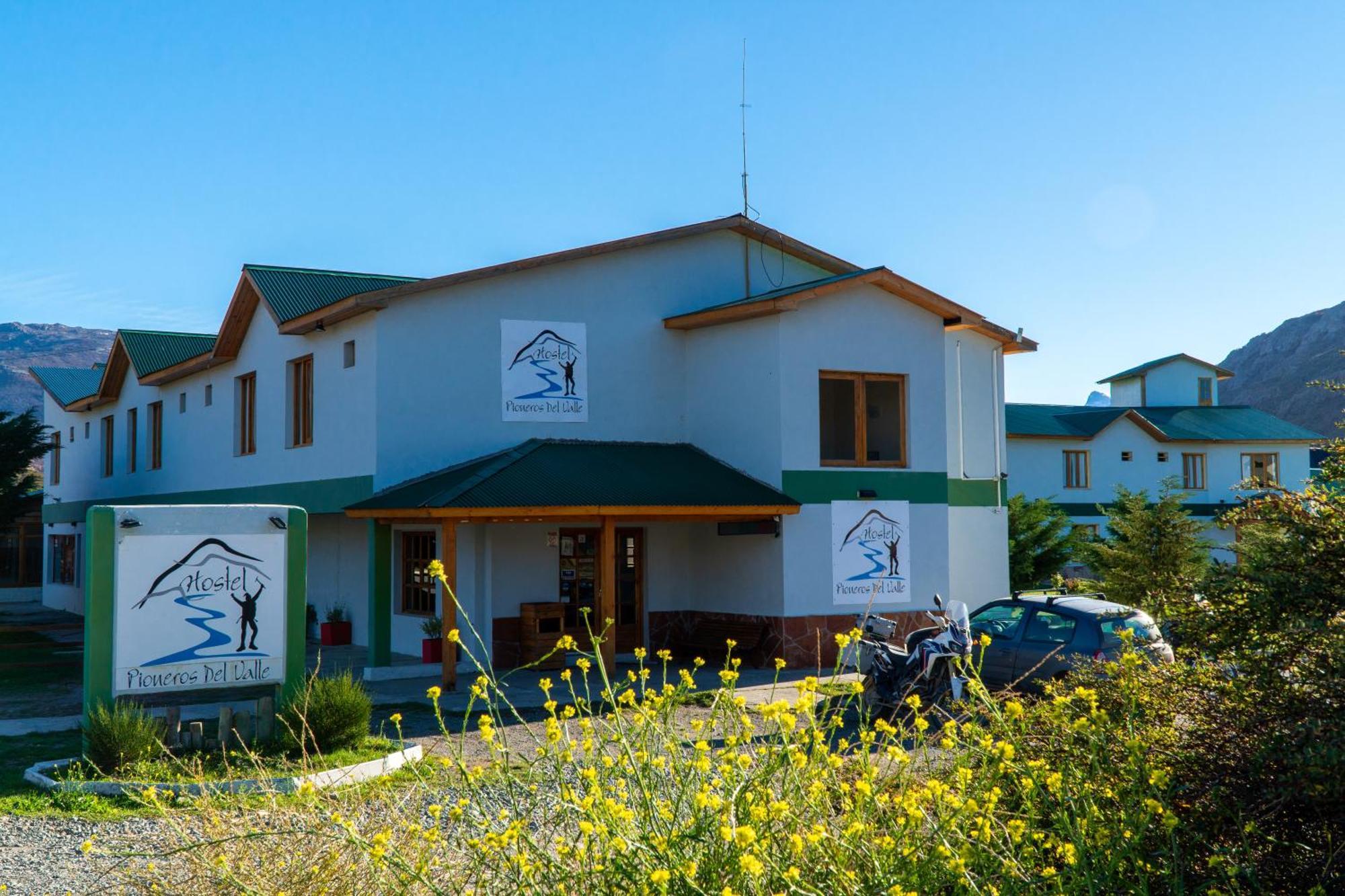 Hostel Pioneros Del Valle El Chalten Luaran gambar